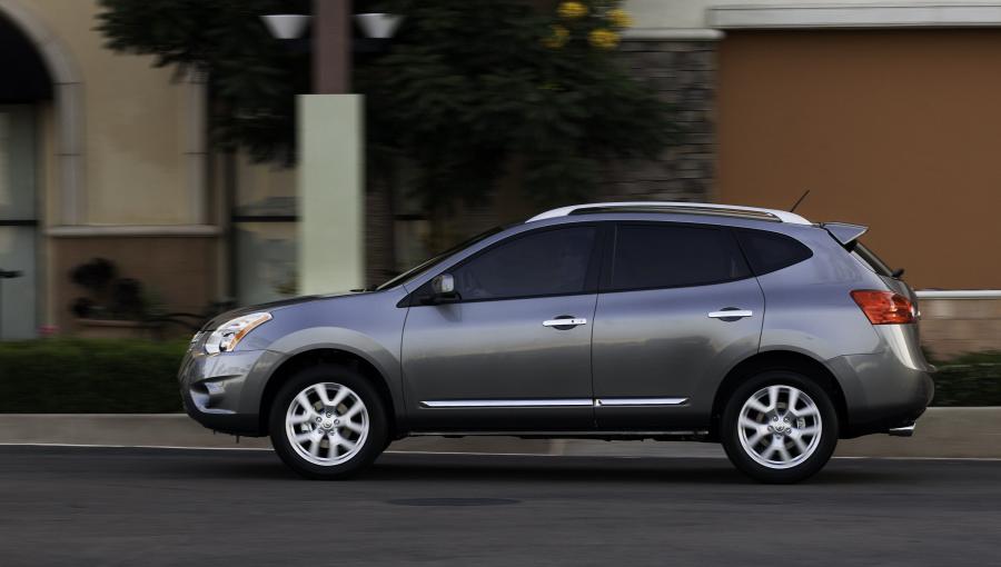  Nissan Rogue 2011 года  (US) (фото 48 из 69)
